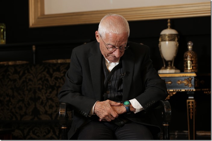 三星與Alessandro Mendini攜手合作，將其設計完美整合融入Gear S2