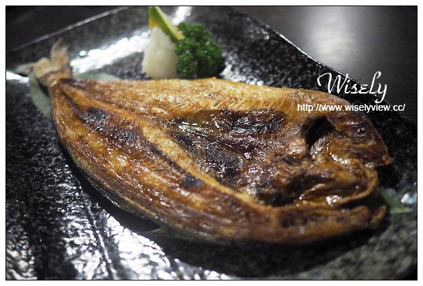 【食記】台北市。中山區：勝Win-日式串燒吧/居酒屋＠八條通超值綜合串燒拼盤料理，捷運松江南京站美食