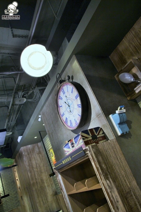 卡菲 小食光 河堤18.JPG