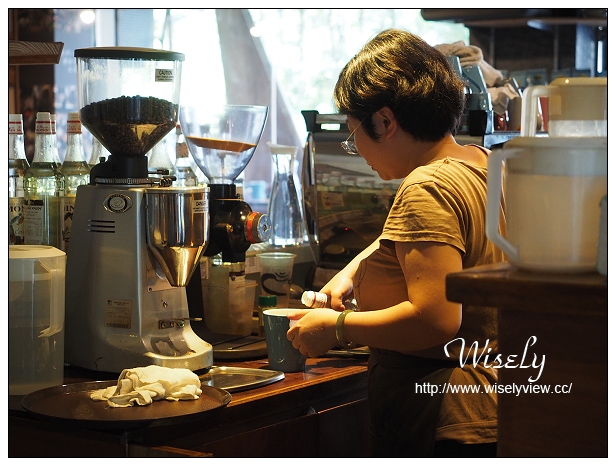 【食記】台北市。中山區：州啟文創藝文音樂展演餐廳＠回收編木空間咖啡，捷運行天宮站美食