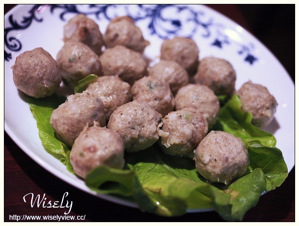 【食記】新北新店。安和路三段：紅門宴川味麻辣鴛鴦鍋＠紅白湯底皆正宗夠味四川鍋