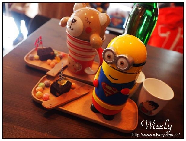 【食記】台北中山。捷運松江南京站：TankQ Café & Bar＠美式工業風裝潢、手提箱餐點 & 動漫卡通公仔