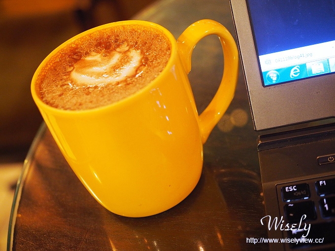 【食記】台北大同。捷運中山站：Rooster Café & vintage (公雞咖啡)＠復古氣息的咖啡店