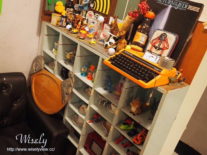 【食記】台北大同。捷運中山站：Rooster Café & vintage (公雞咖啡)＠復古氣息的咖啡店