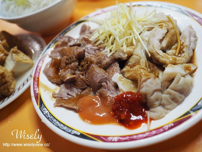 【食記】台北中正。捷運東門站：東門市場美食＠黃媽媽米粉湯、東門城滷肉飯