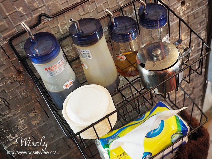 【食記】台北大同。捷運大橋頭站:延三夜市美食@金三餃(現做蒸餃)~特殊造型小吃 【食記】台北大同。捷運大橋頭站:延三夜市美食@金三餃(現做蒸餃)~特殊造型小吃