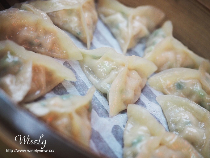 【食記】台北大同。捷運大橋頭站:延三夜市美食@金三餃(現做蒸餃)~特殊造型小吃 【食記】台北大同。捷運大橋頭站:延三夜市美食@金三餃(現做蒸餃)~特殊造型小吃