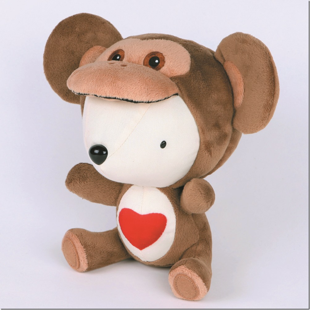 百事特童裝春節推出【鴻運當頭五重送】將送出限量[BePa猴賽雷造型玩偶]。(圖片提供：百事特)