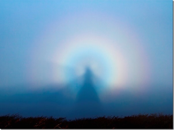 圖10： 「御來迎」的景象，不分季節在日出時都可見到