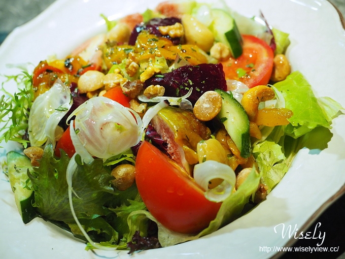 【食記】台北中山。捷運中山國小站：L’IDIOT 驢子餐廳(華泰王子大飯店)＠乾式熟成丁骨牛排