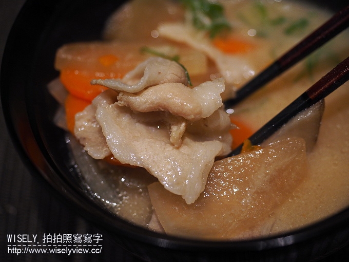 【食記】台北信義。捷運市政府站：乾杯 季月鐵板懷石(新光三越A4)＠經典伊萬里鐵板燒套餐