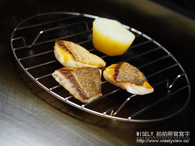 【食記】台北信義。捷運市政府站：乾杯 季月鐵板懷石(新光三越A4)＠經典伊萬里鐵板燒套餐