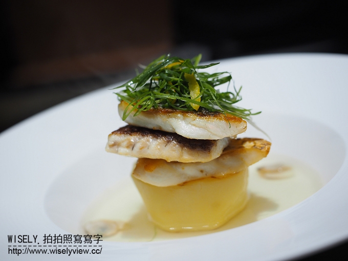 【食記】台北信義。捷運市政府站：乾杯 季月鐵板懷石(新光三越A4)＠經典伊萬里鐵板燒套餐