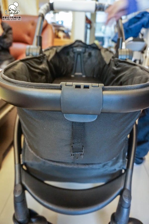 Chicco 嬰兒推車 Urban個性化雙向手推車(紅)-15.jpg Chicco 嬰兒推車 Urban個性化雙向手推車(紅)-15.jpg