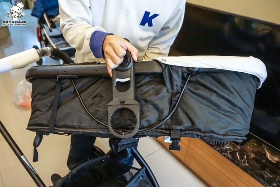 Chicco 嬰兒推車 Urban個性化雙向手推車(紅)-17.jpg Chicco 嬰兒推車 Urban個性化雙向手推車(紅)-17.jpg