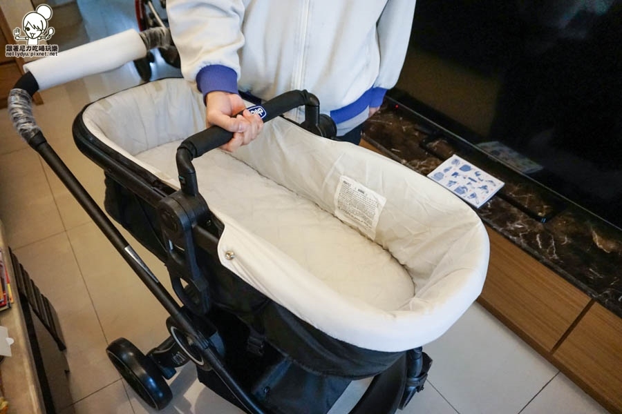 Chicco 嬰兒推車 Urban個性化雙向手推車(紅)-18.jpg Chicco 嬰兒推車 Urban個性化雙向手推車(紅)-18.jpg