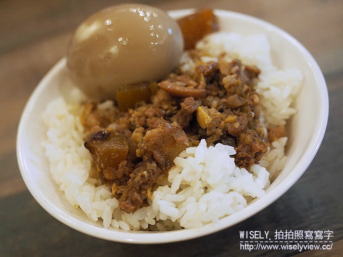 【食記】台北大同。捷運大橋頭站：(大稻埕)大胖張＠冬瓜魯肉飯、燉湯