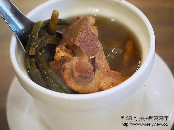 【食記】台北大同。捷運大橋頭站：(大稻埕)大胖張＠冬瓜魯肉飯、燉湯