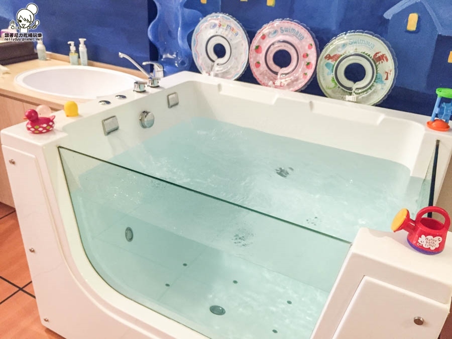媽寶兒親水育樂會館 嬰兒游泳2.jpg
