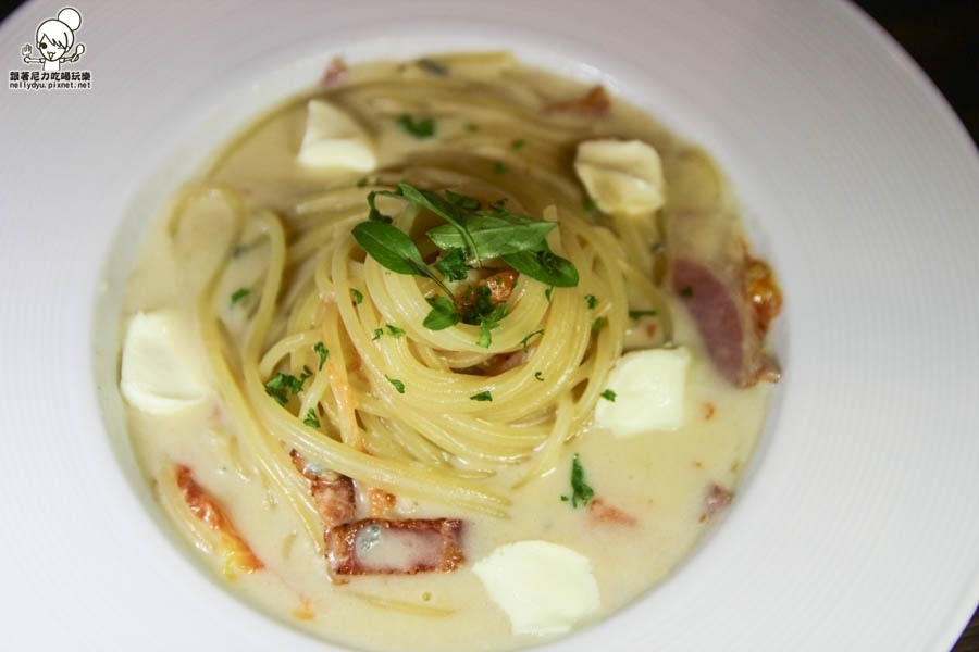 Booking書店 漫畫書店 複合式餐廳 (22 - 50).jpg