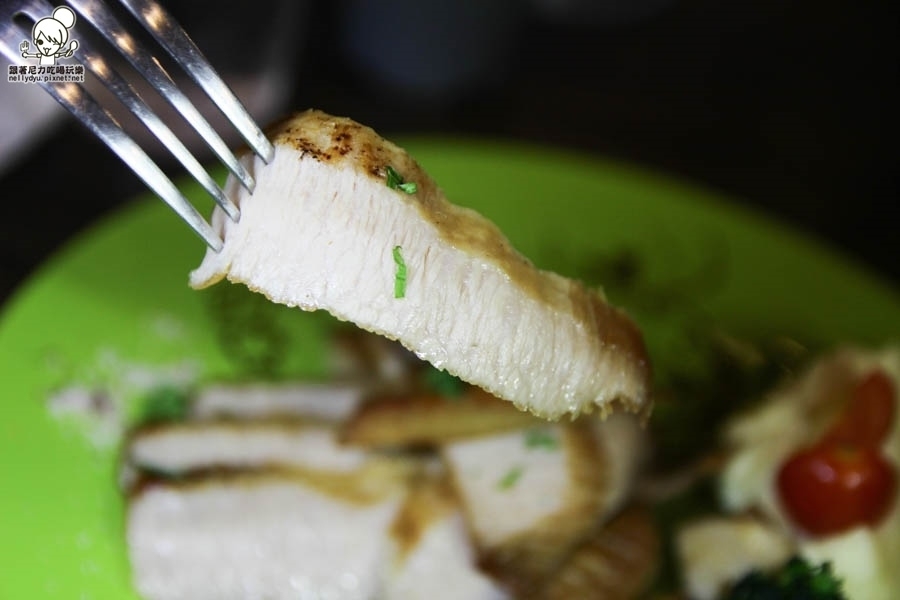 Booking書店 漫畫書店 複合式餐廳 (27 - 50).jpg