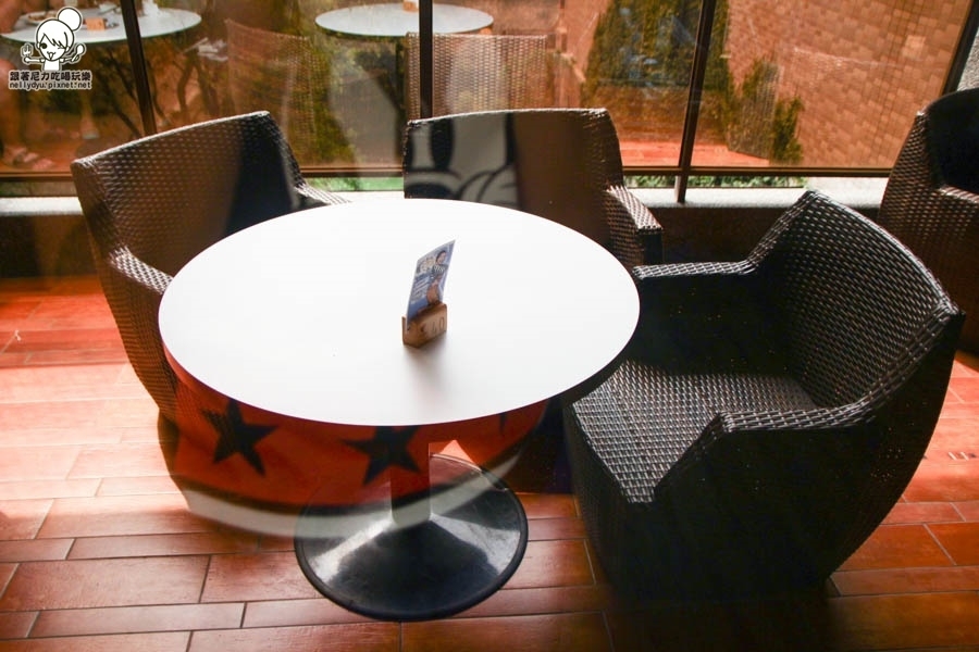 Booking書店 漫畫書店 複合式餐廳 (12 - 50).jpg