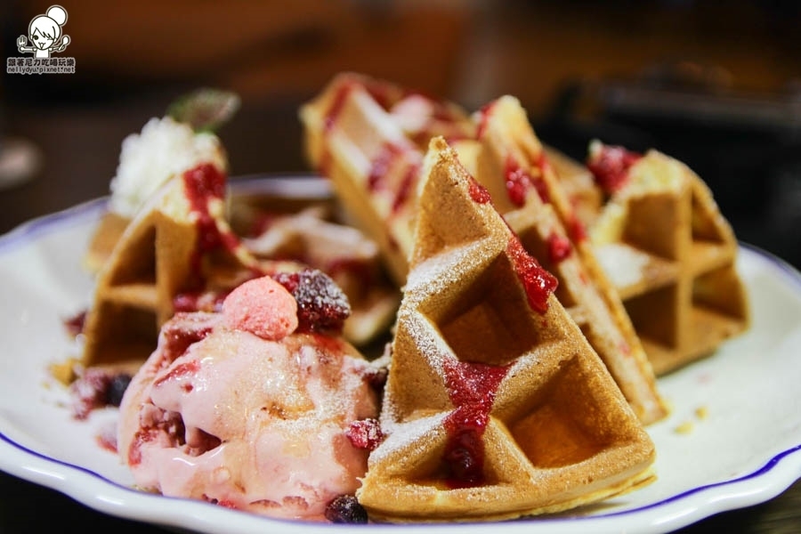 Booking書店 漫畫書店 複合式餐廳 (43 - 50).jpg