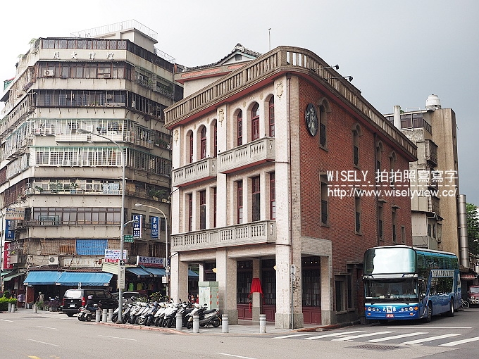 【遊記】台北市。萬華區：Starbucks 星巴克咖啡「艋舺門市」＠捷運龍山寺站附近的林家古宅