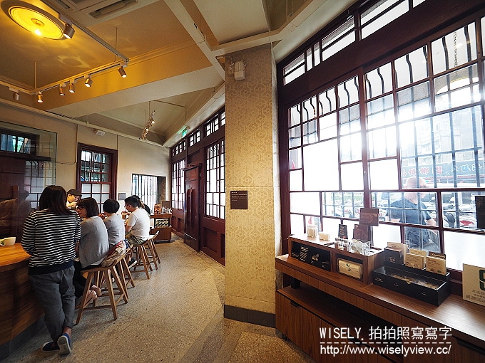 【遊記】台北市。萬華區：Starbucks 星巴克咖啡「艋舺門市」＠捷運龍山寺站附近的林家古宅