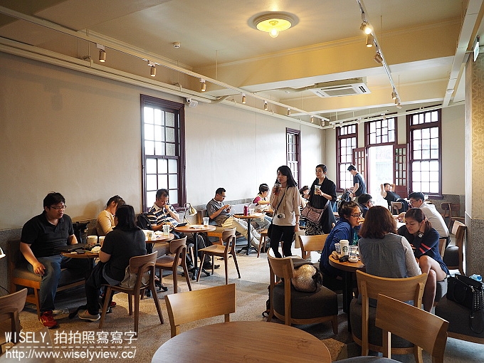 【遊記】台北市。萬華區：Starbucks 星巴克咖啡「艋舺門市」＠捷運龍山寺站附近的林家古宅