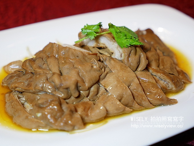 【食記】台北中正。捷運台北車站：台北凱撒大飯店-王朝餐廳＠午間限定港式飲茶(必吃推薦)