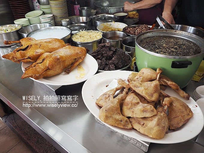 【食記】高雄前金。捷運市議會站：七賢鴨肉飯專賣店＠近一甲子的懷舊美味，在地人推薦美食