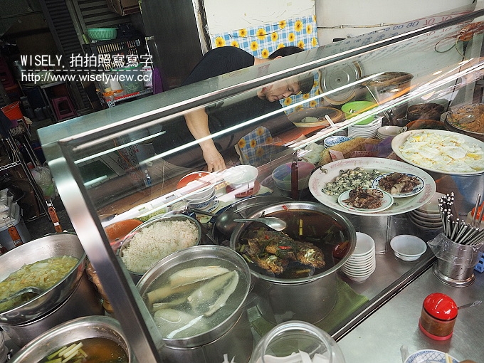 【食記】台南市。中西區：國華街肉燥飯＠美味可口肉燥飯配肥美虱目魚肚，超正點！