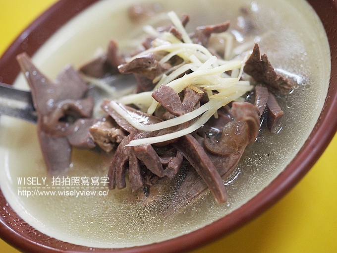 【食記】高雄前金。捷運市議會站：七賢鴨肉飯專賣店＠近一甲子的懷舊美味，在地人推薦美食