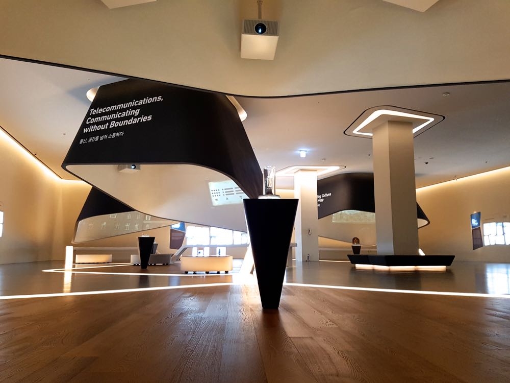 三星創新博物館(S/I/M) 帶給你科技演進的感動與對未來的期待