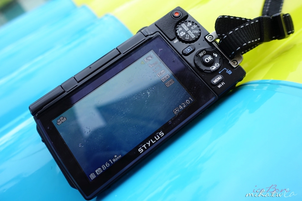 olympus tg870,olympus tg4,olympus防水相機,防水相機推薦,海島旅行防水相機,海島旅行必備,玩水相機,玩水相機推薦