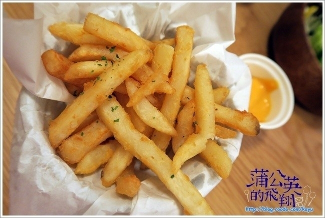 150706-大口吃手創漢堡26