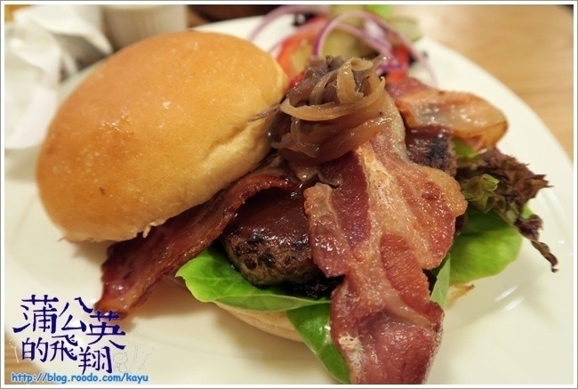 150706-大口吃手創漢堡28