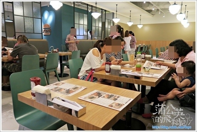 150706-大口吃手創漢堡04