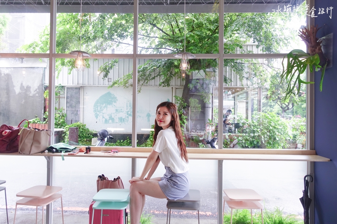 台中拍照景點,冰淇淋拍照景點,台中冰淇淋泳池,台中冰淇淋餐廳,台中聚會餐廳,台中下午茶,台中一日遊,台中好吃,台中好玩,台中景點,i'mtalato