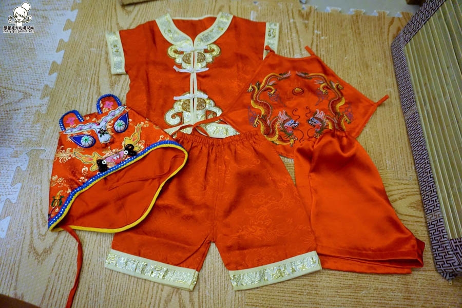 1470819045-1803675452