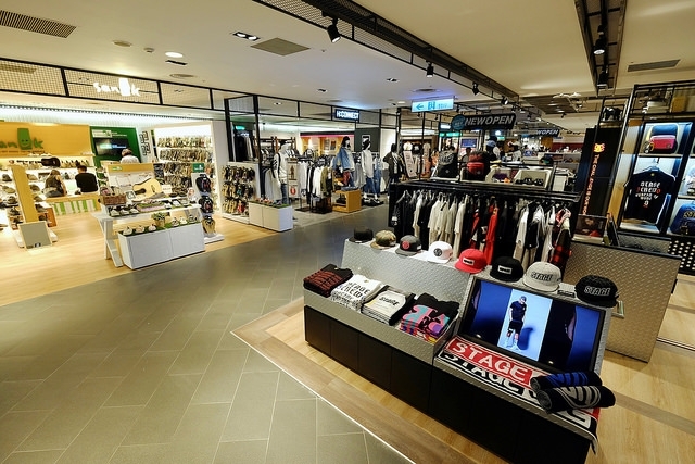 SHIN KONG MITSUKOSHI