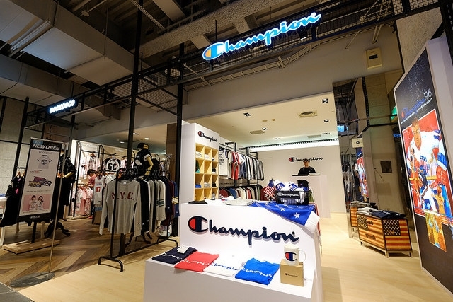 SHIN KONG MITSUKOSHI