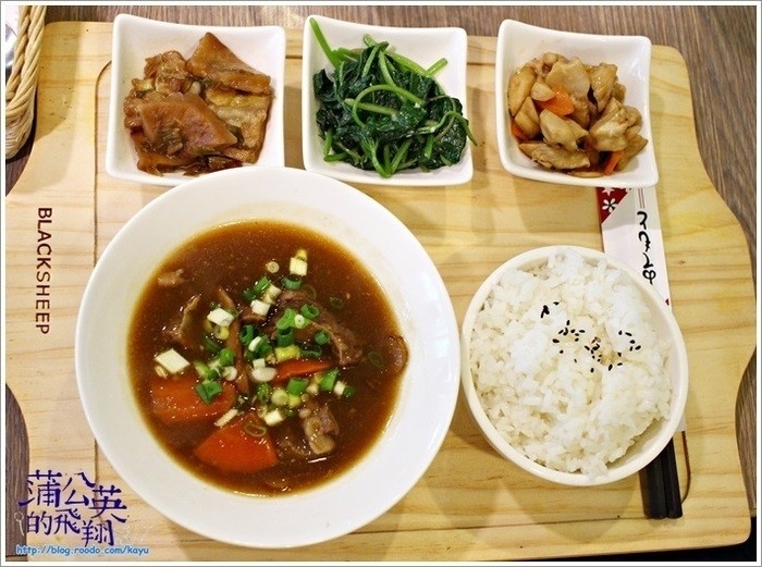 20160923-朵朵咖啡05紅燒牛肉飯