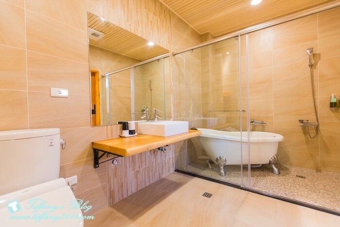 綠光行館-雅典四人房A-10