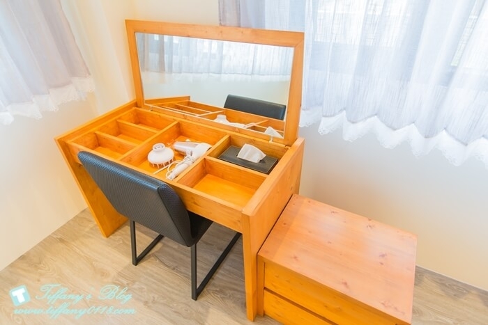 綠光行館-雅典四人房B-09