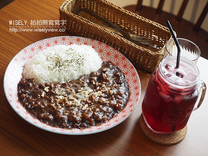 【食記】台北中正。捷運古亭站：Love; Café (咖啡輕食簡餐)＠從白天到深夜，牯嶺街裡的情感味蕾出口