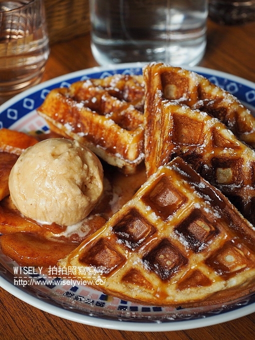 【食記】台北中正。捷運古亭站：Love; Café (咖啡輕食簡餐)＠從白天到深夜，牯嶺街裡的情感味蕾出口