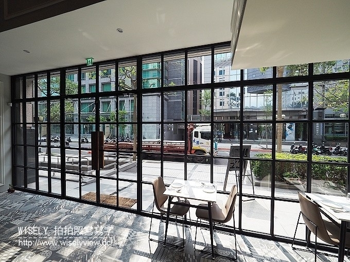 【食記】台北內湖。捷運港墘站：Double Red Café＠平價精緻又美味的南洋風格歐陸料理