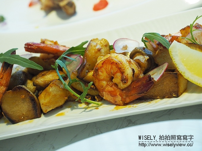 【食記】台北內湖。捷運港墘站：Double Red Café＠平價精緻又美味的南洋風格歐陸料理